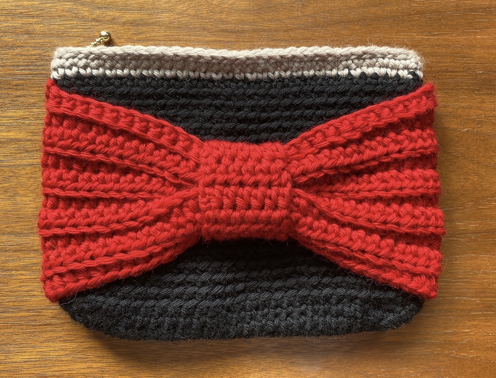 びっぐりぼんポーチ