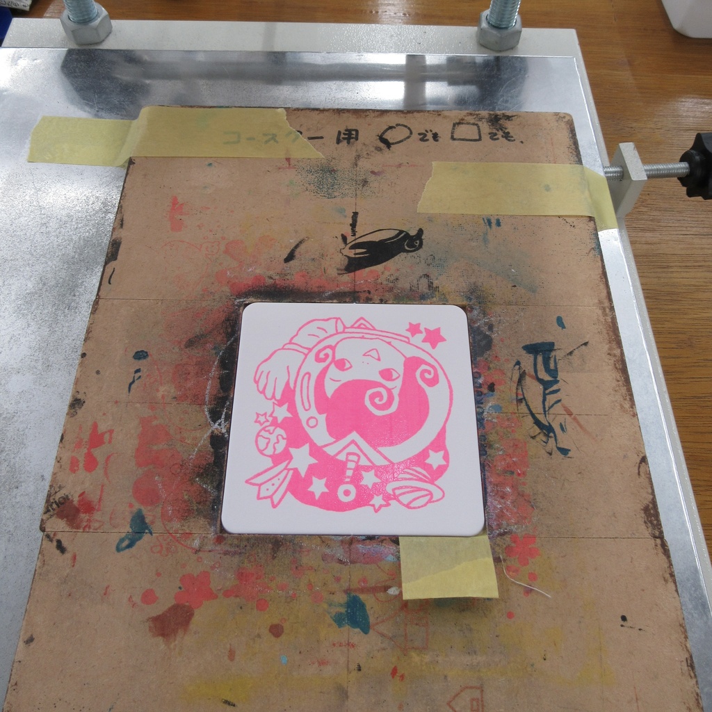 表・裏に絵柄あり!サコッシュ「宇宙Expo」コースター付き