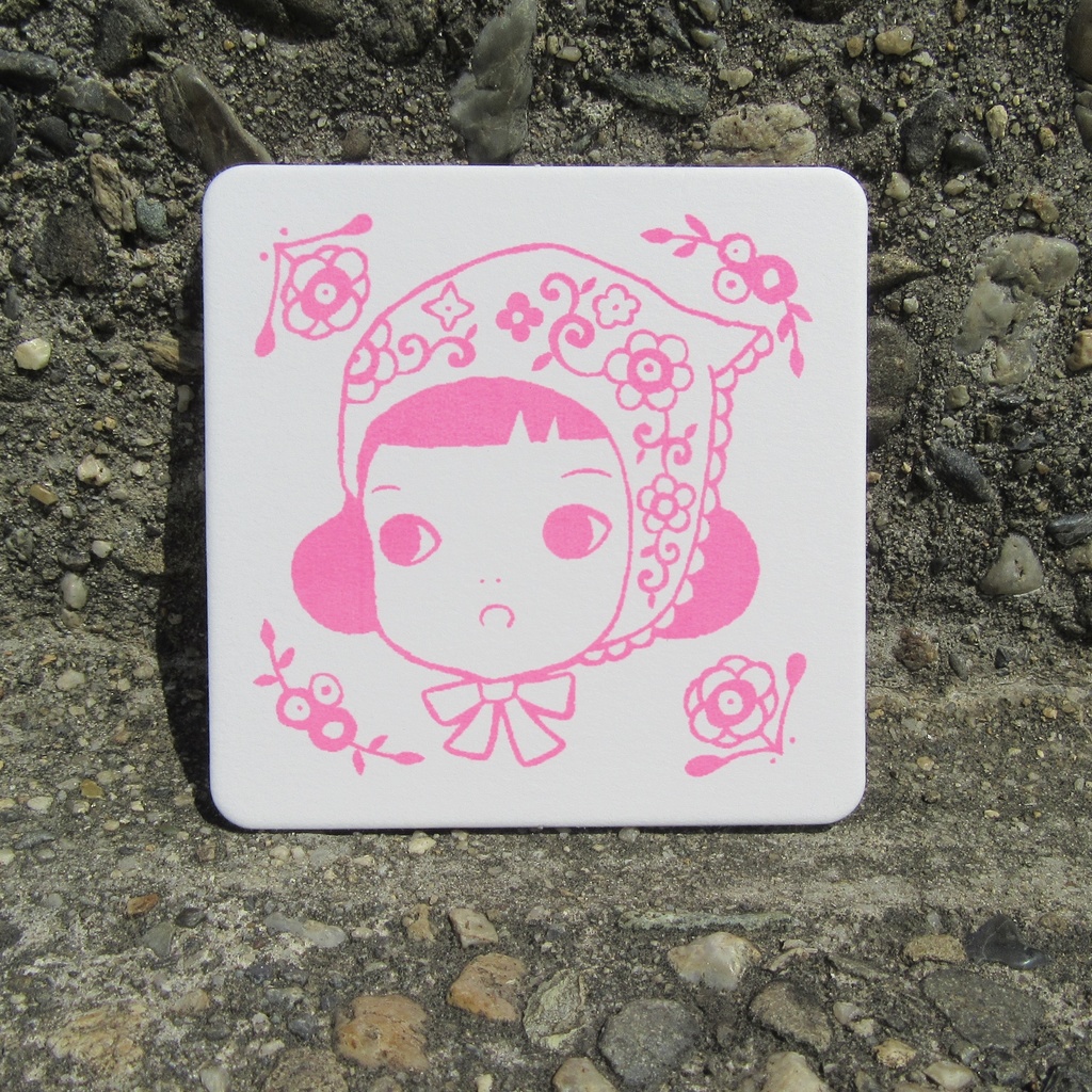 表・裏に絵柄あり!ミニ巾着「花ずきん」コースター付き