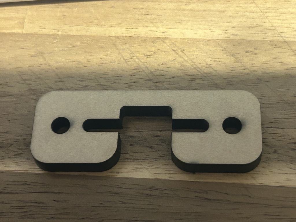 (Jin様　オーダー品）　USBブラケット