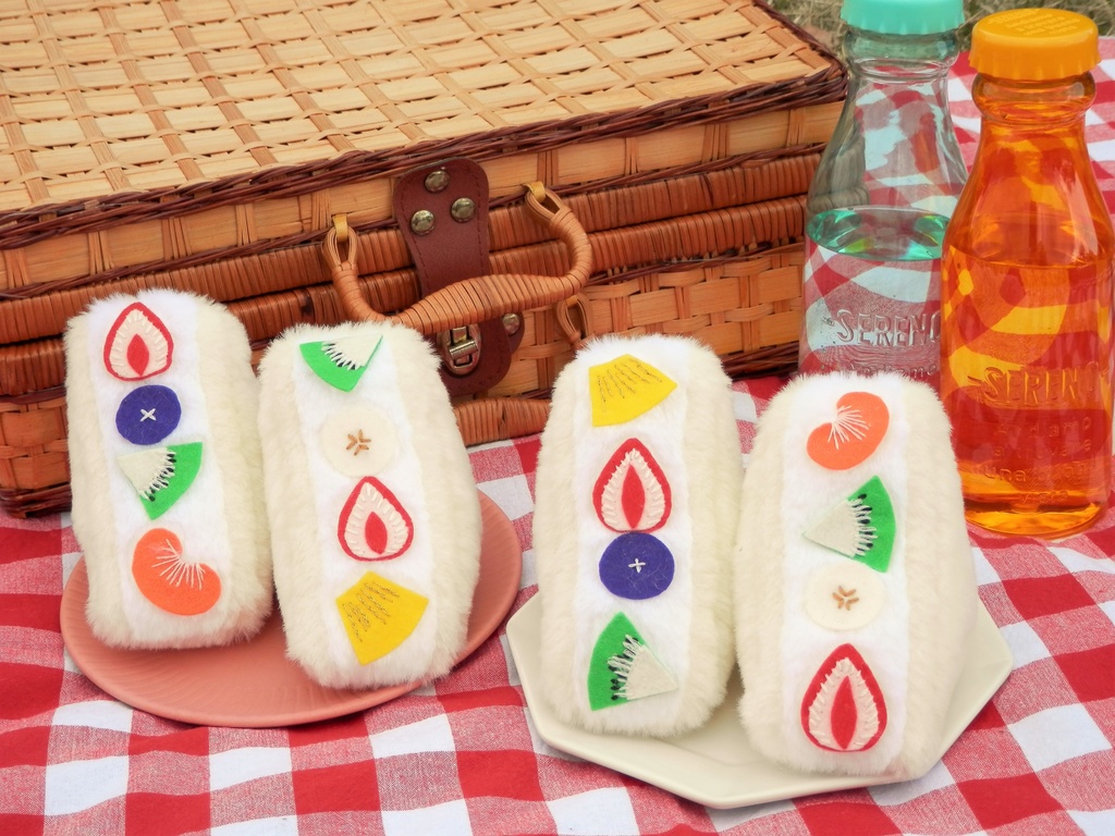 フルーツサンド(花・ミックス)(受注制作)