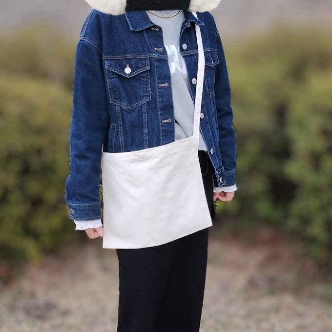 おにーにちゃんキャンバスサコッシュ