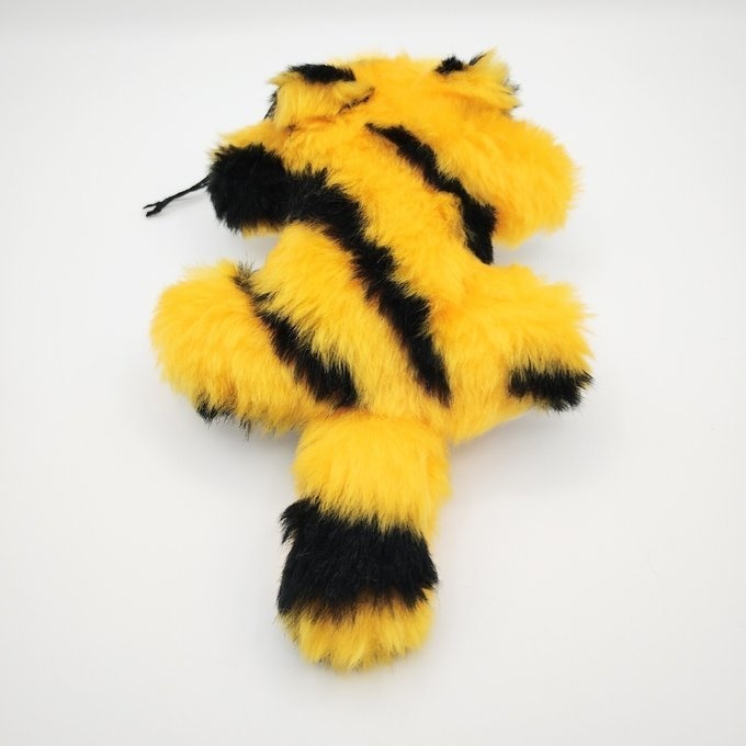 トラのラグマットのぬいぐるみ(青丸目)