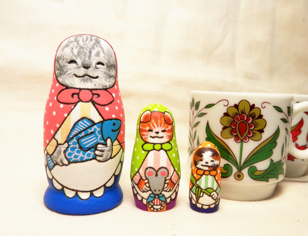 猫リョーシカ
