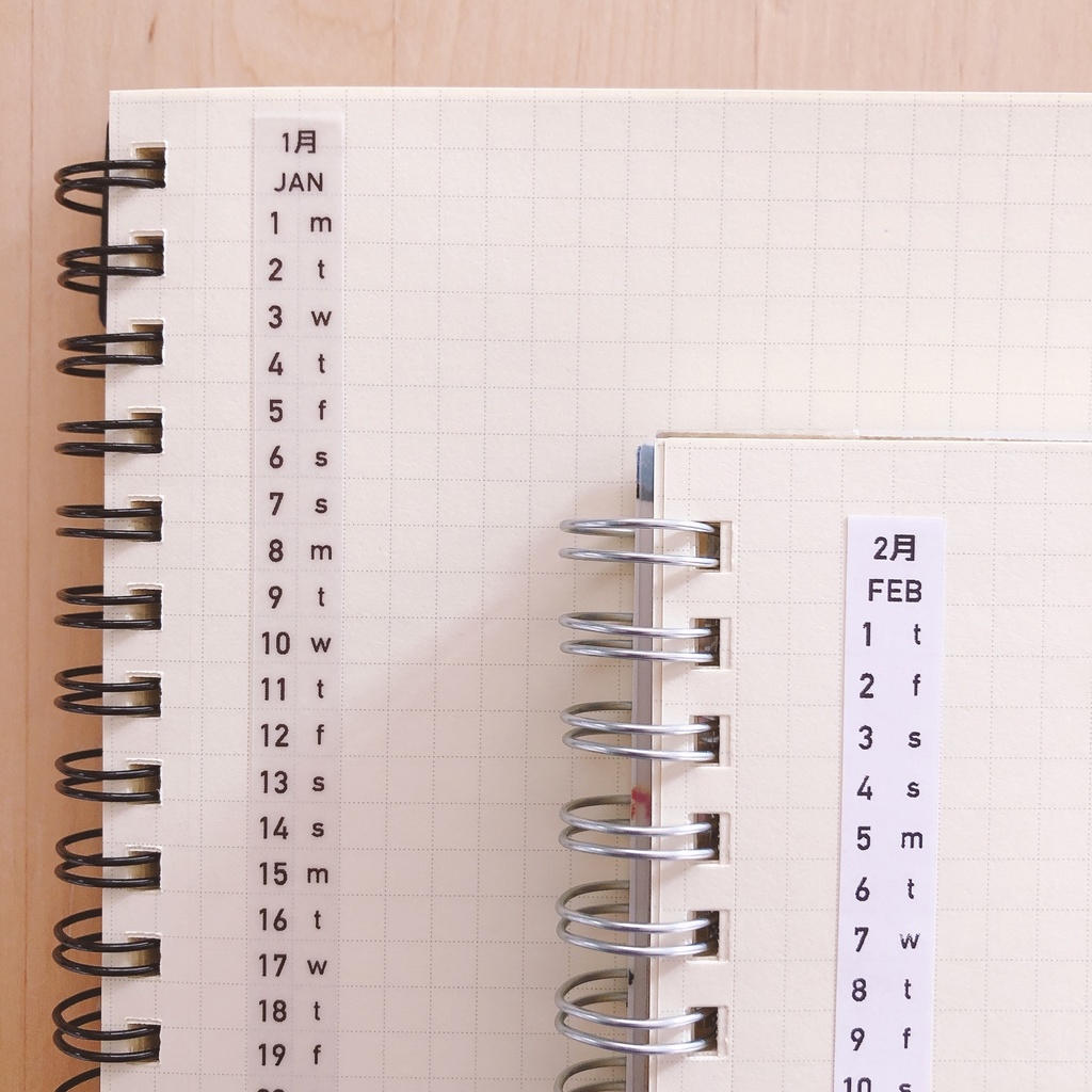 【Phomemo】5ミリ方眼用 日付シール 2024年 (アルファベット曜日Ver)