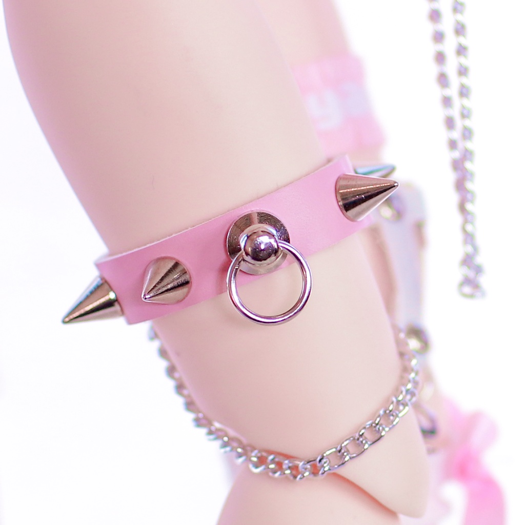 スパイクガーターベルト