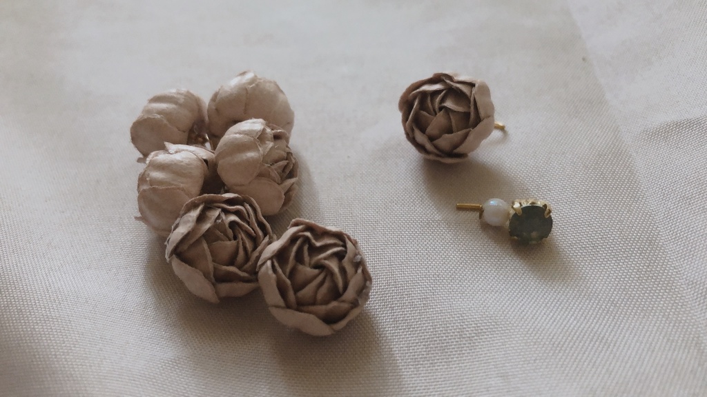 <再販無し>with NUI ちいさな布薔薇のおそろいアクセサリー