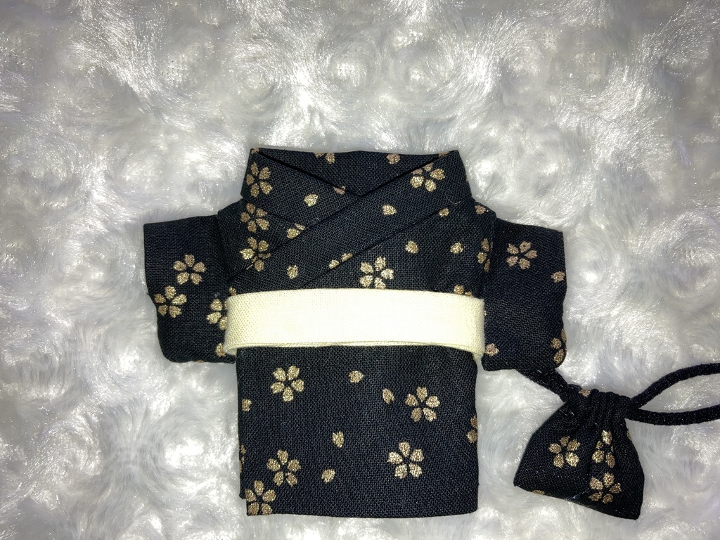 15cmぬい用 ぬい服 浴衣 ゆかた 桜 黒 金 巾着付き