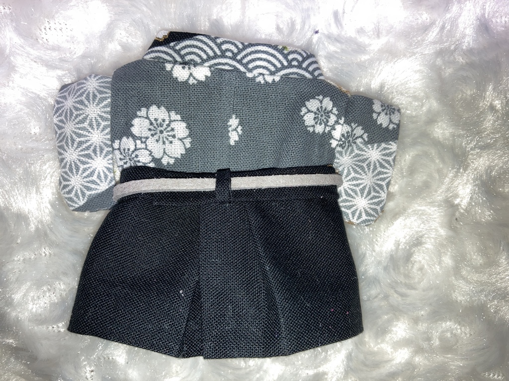 15cmぬい用 ぬい服 和モダン 袴 桜 黒 グレー