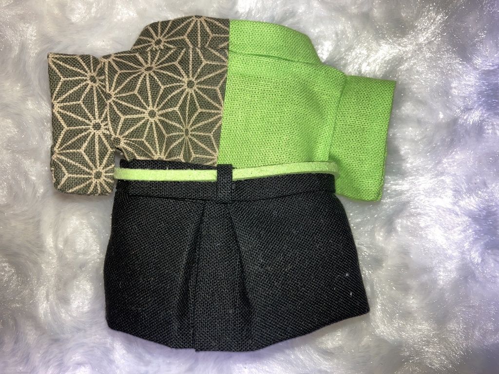 15cmぬい用 ぬい服 和装 袴 麻の葉柄 若草色