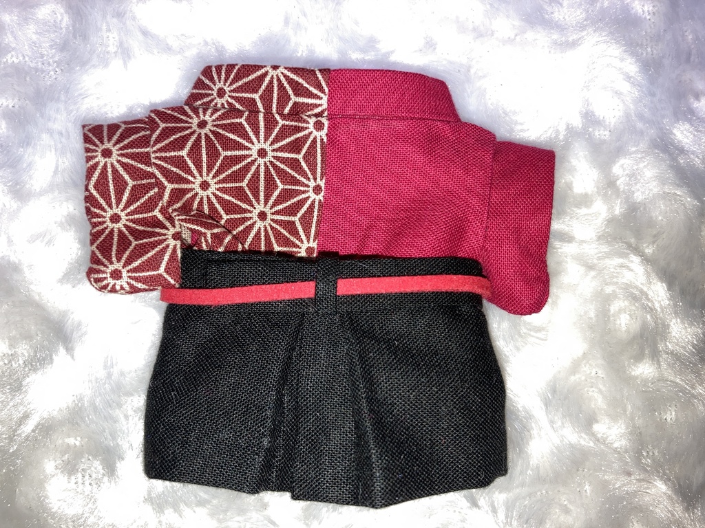 13cmぬい用 ぬい服 和装 袴 麻の葉柄 えんじ色