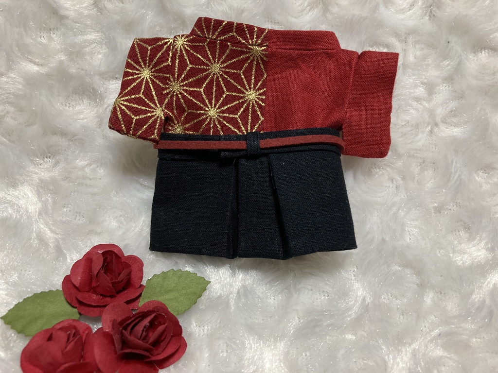13cm/16cmぬい用 ぬい服 和装 袴 麻の葉柄 真紅 赤金