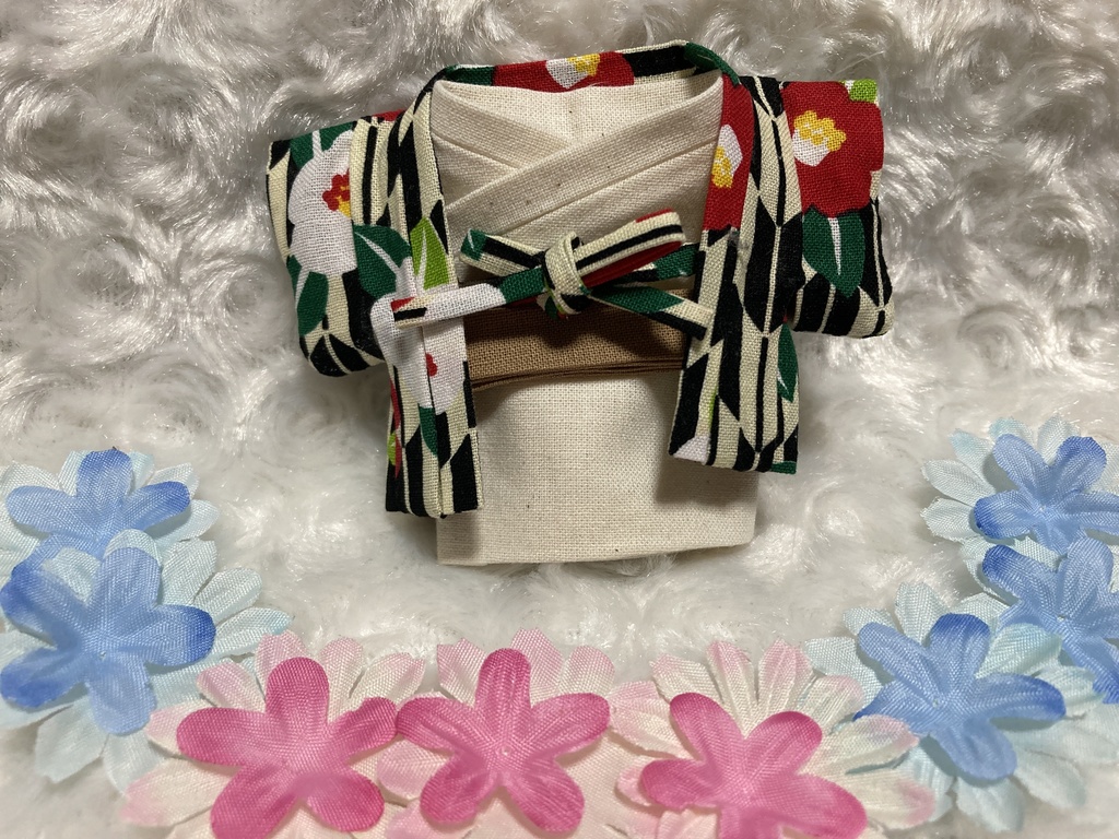 13cm/16cmぬい用 ぬい服 和装 羽織 お出かけセット 椿と矢絣 生成