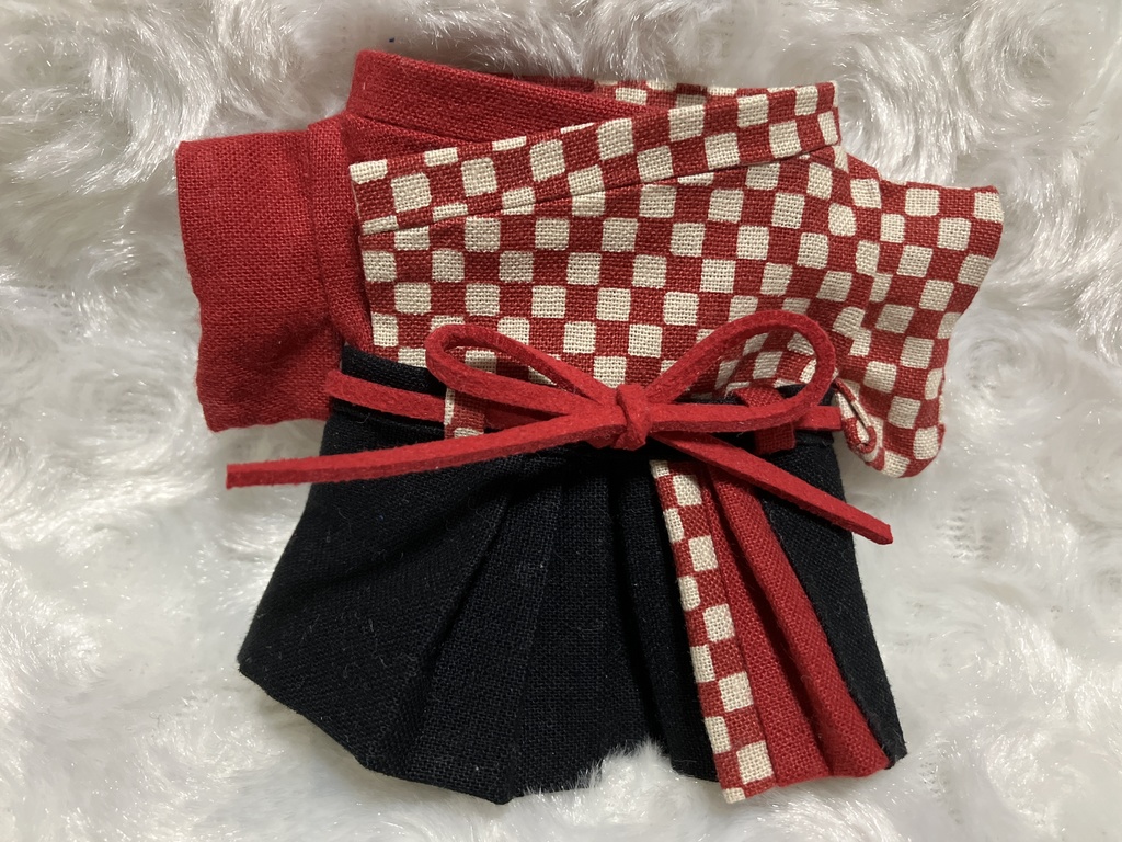 13cm/16cmぬい用 ぬい服 和装 袴 市松模様 赤＋赤