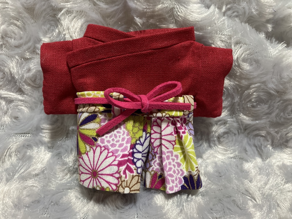 13cm/16cmぬい用 ぬい服 和装 袴 赤無地 和柄花柄 お正月用