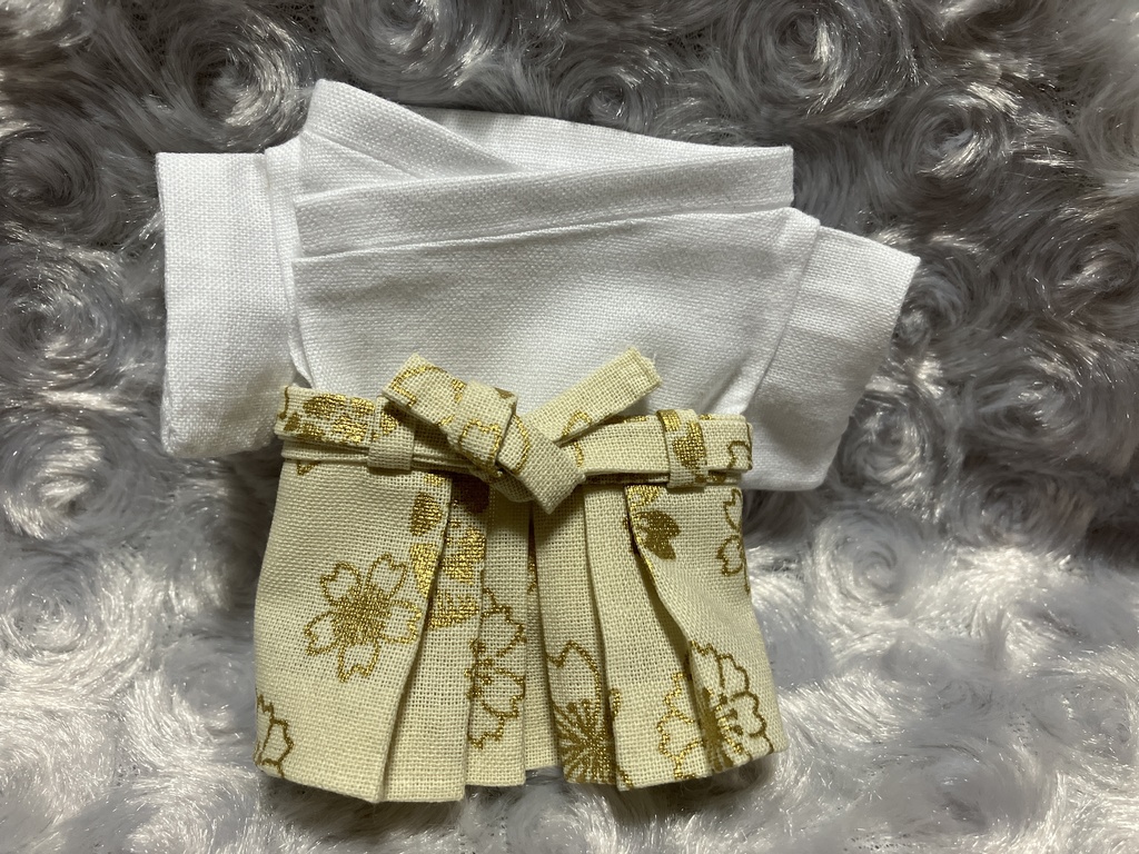 13cm/16cmぬい用 ぬい服 和装 袴 白無地 利休白茶色+金 お正月用