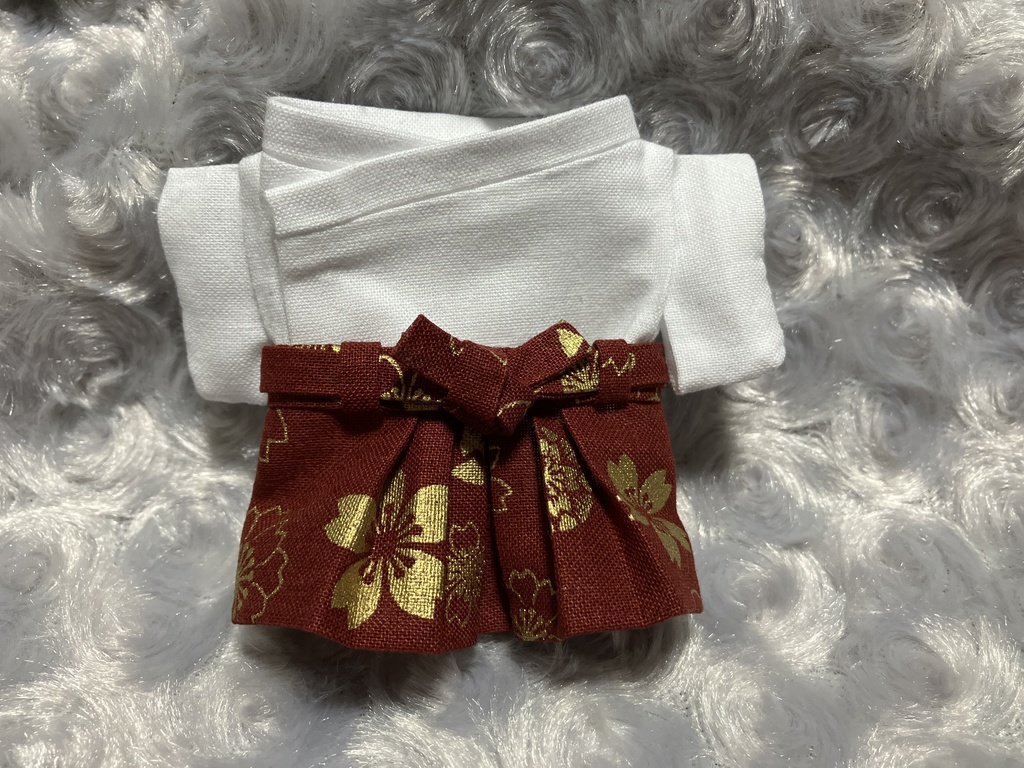 13cm/16cmぬい用 ぬい服 和装 袴 白無地 海老茶色+金 お正月用