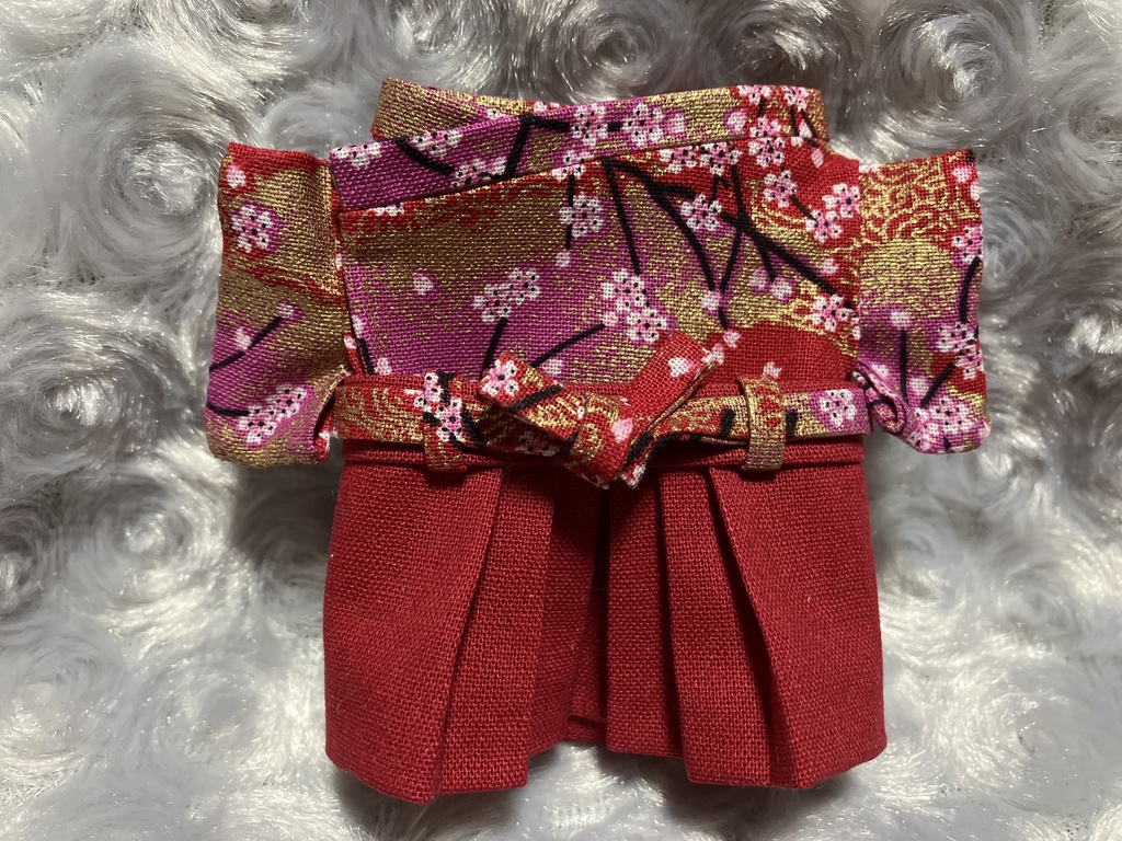 13cm/16cmぬい用 ぬい服 和装 袴 桜柄 緋色＋真紅