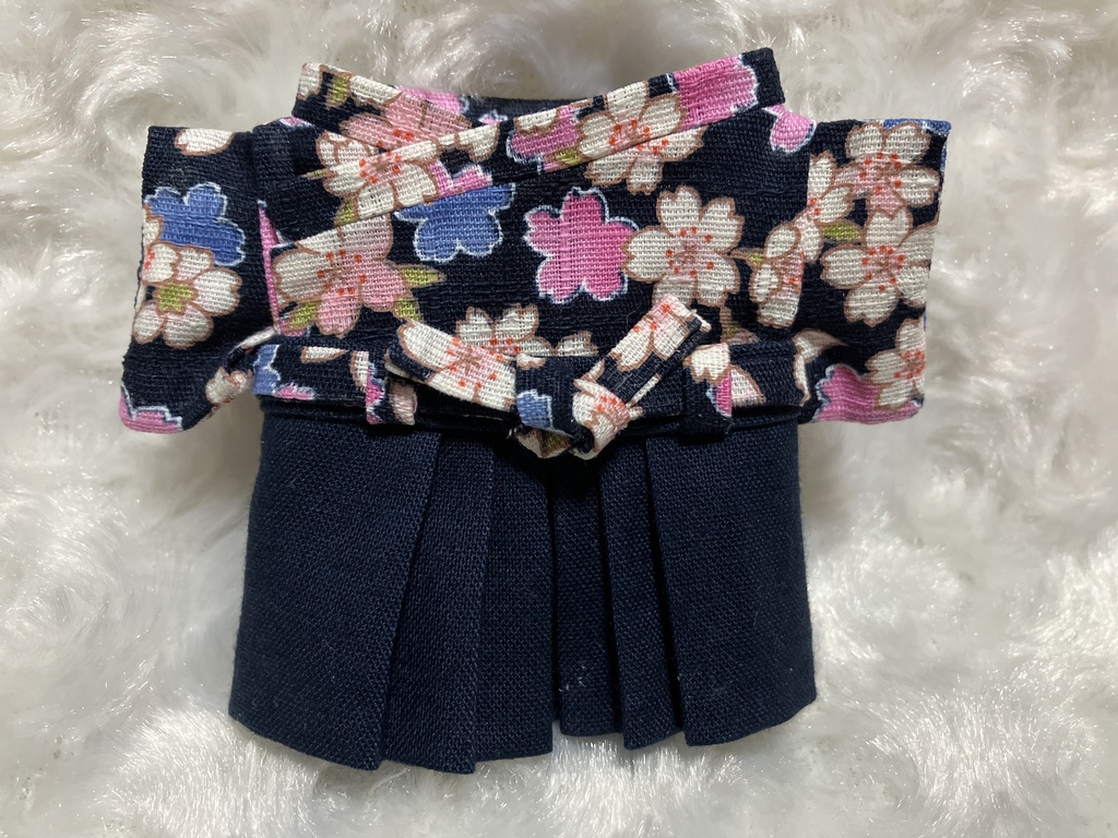 13cm/16cmぬい用 ぬい服 和装 袴 桜柄 濃紺