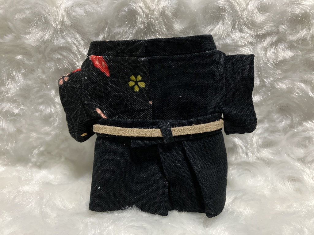 13cm/16cmぬい用 ぬい服 和装 袴 桜と蝶柄 黒+黒