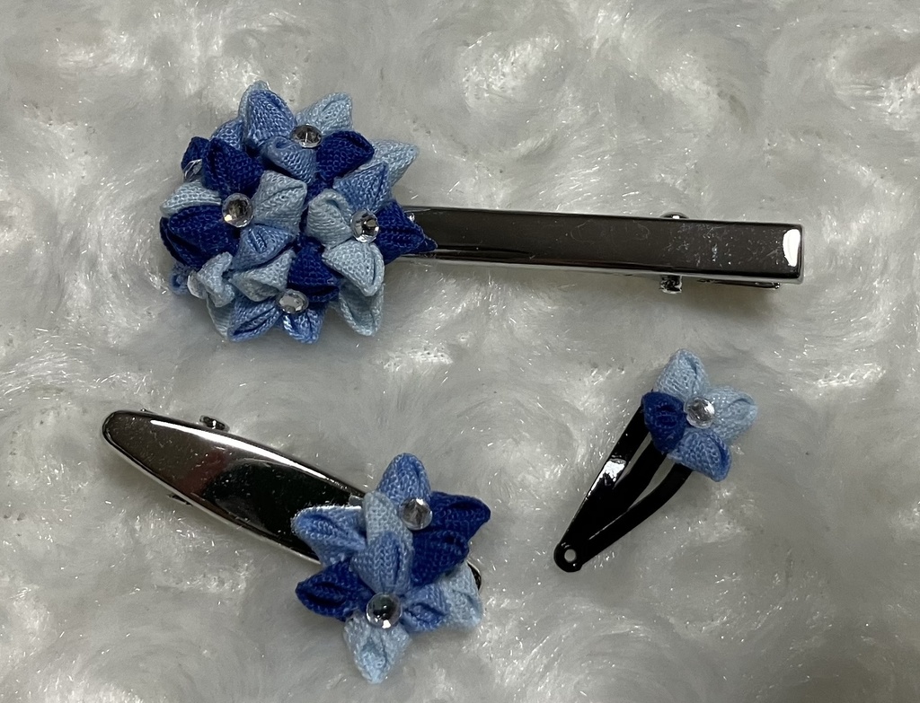 推しぬいとお揃い ぬい用 ヘアクリップ お花クリップ 紫陽花(青)