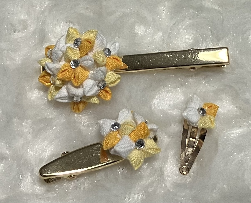 推しぬいとお揃い ぬい用 ヘアクリップ お花クリップ 紫陽花(白)