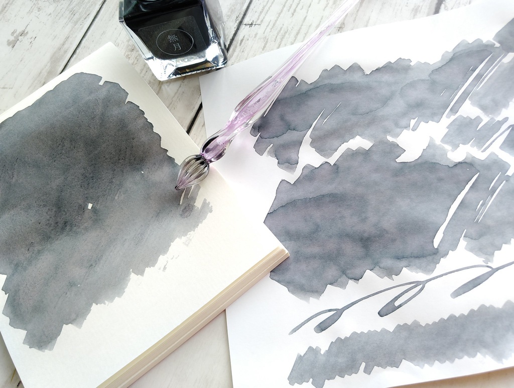 無月(万年筆インク)