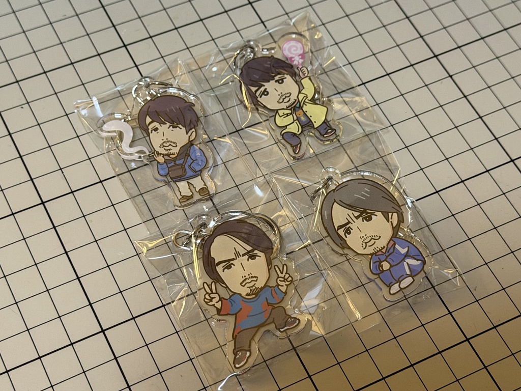 アクリルキーホルダー４種セット