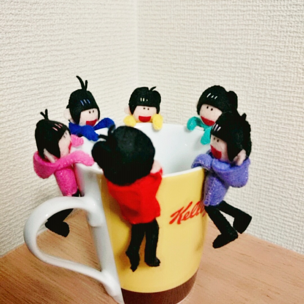 おそ松さん ハンドメイド フェルトマスコット ぶらさがり六つ子