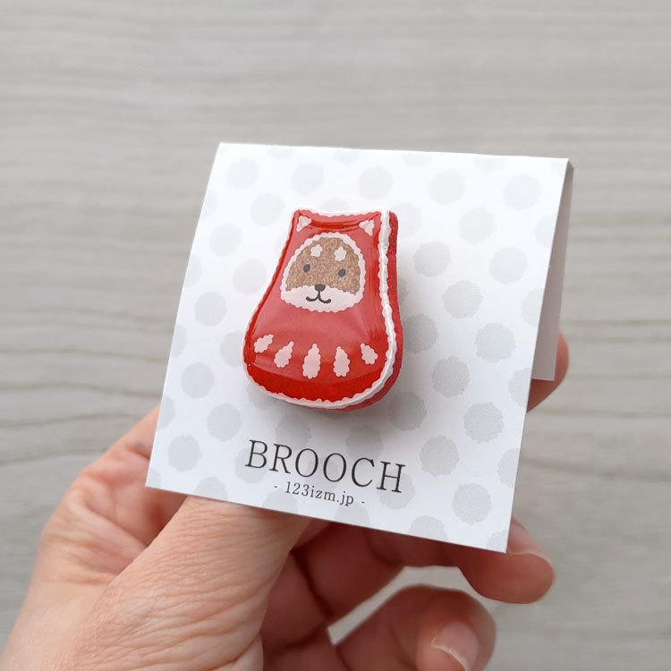 陶土ブローチ　柴だるま