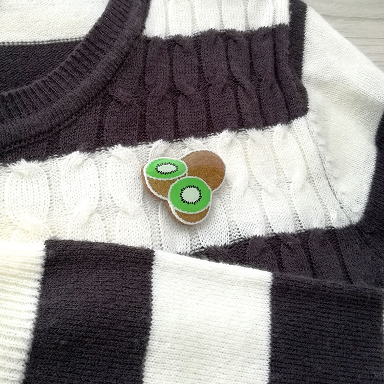 陶土ブローチ キウイフルーツ