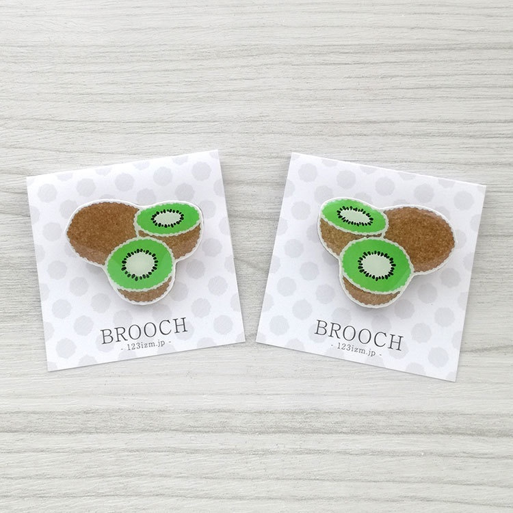 陶土ブローチ キウイフルーツ
