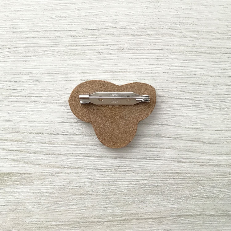 陶土ブローチ キウイフルーツ