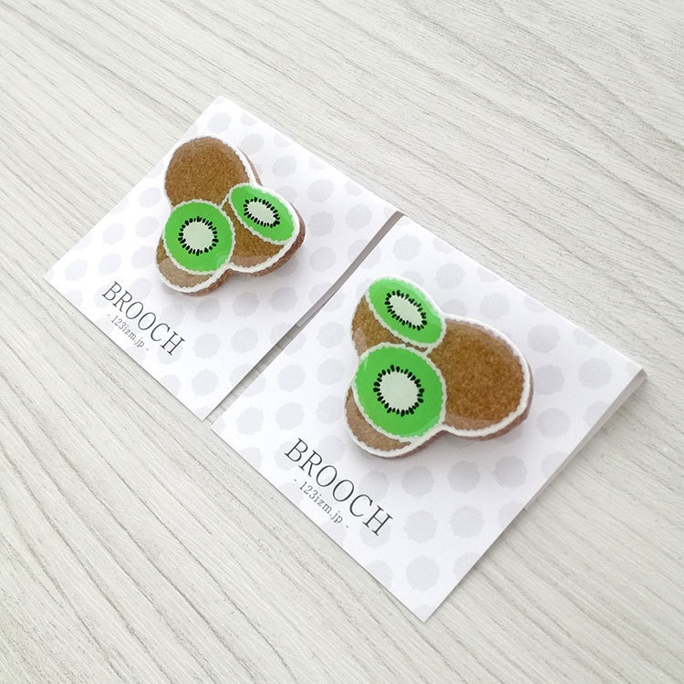 陶土ブローチ キウイフルーツ