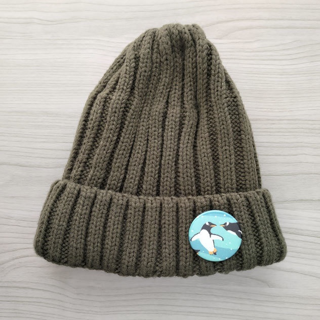 泳ぐジェンツーペンギン 蓄光 缶バッジ 44mm