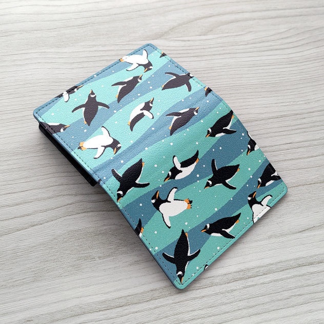 泳ぐジェンツーペンギン 名刺入れ