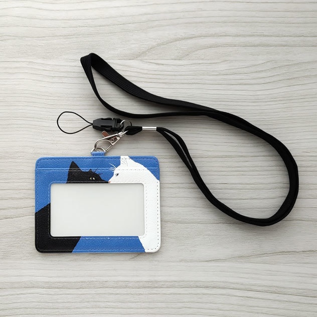 黒と白 IDカードホルダー