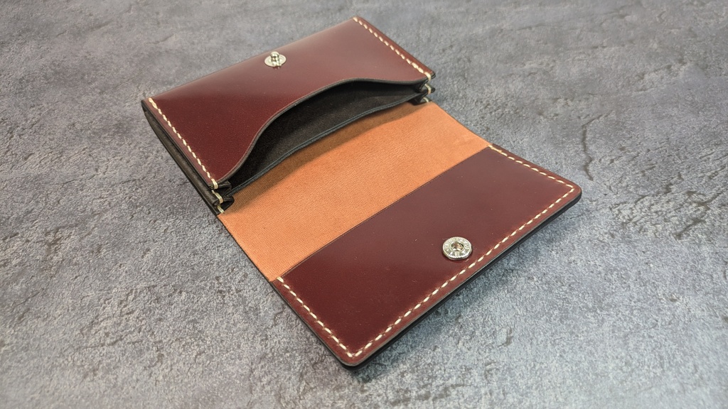 コードバン製名刺入れ