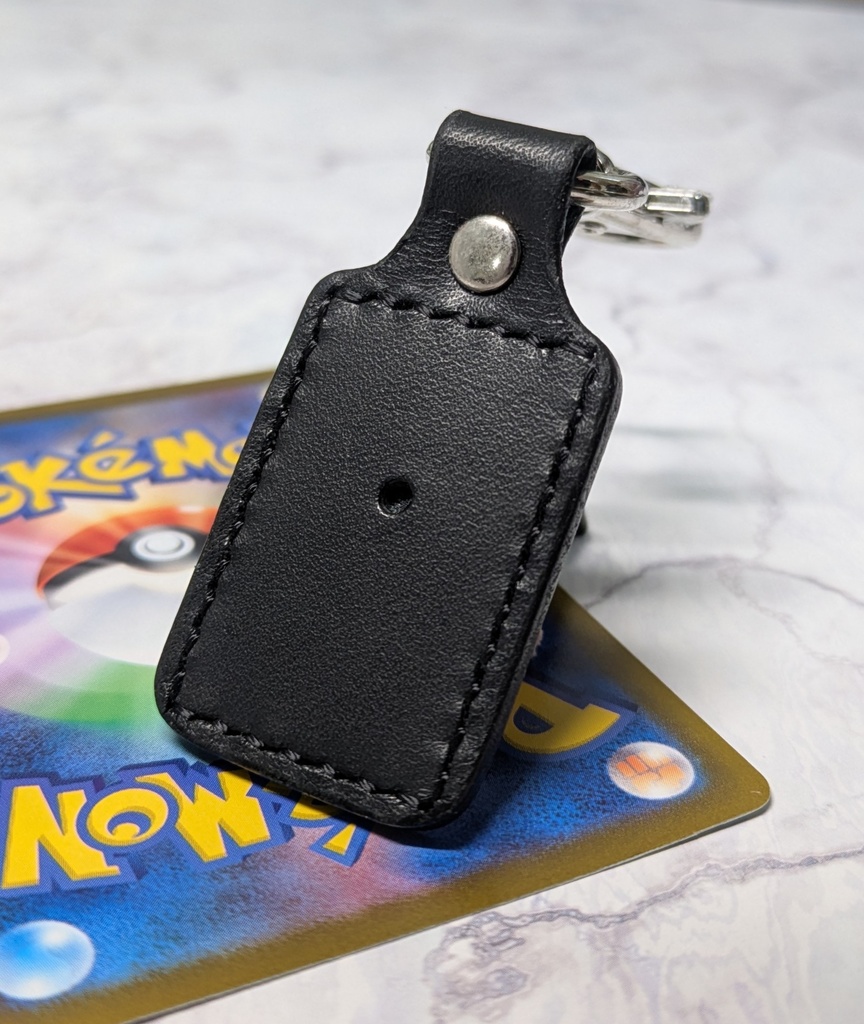 レザー製ピンズキーホルダー(ルールエキスパート)(ブラック×シルバー)