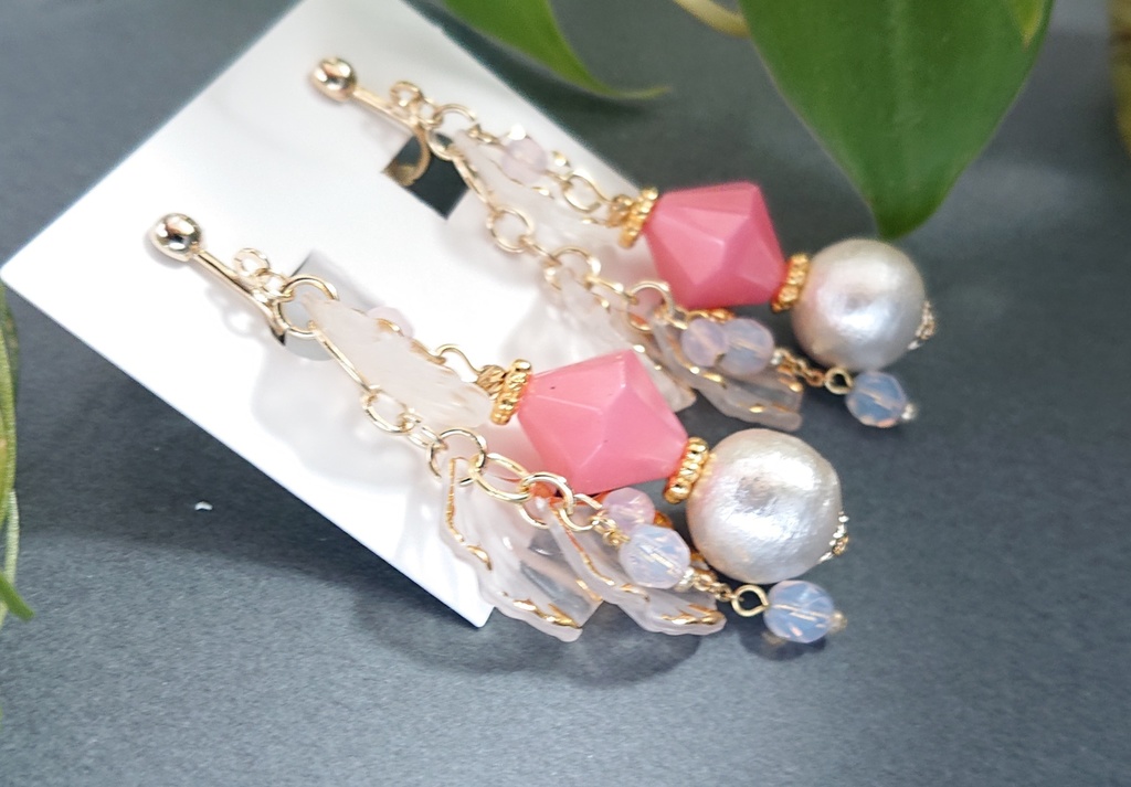 北谷菜切イメージ耳飾り