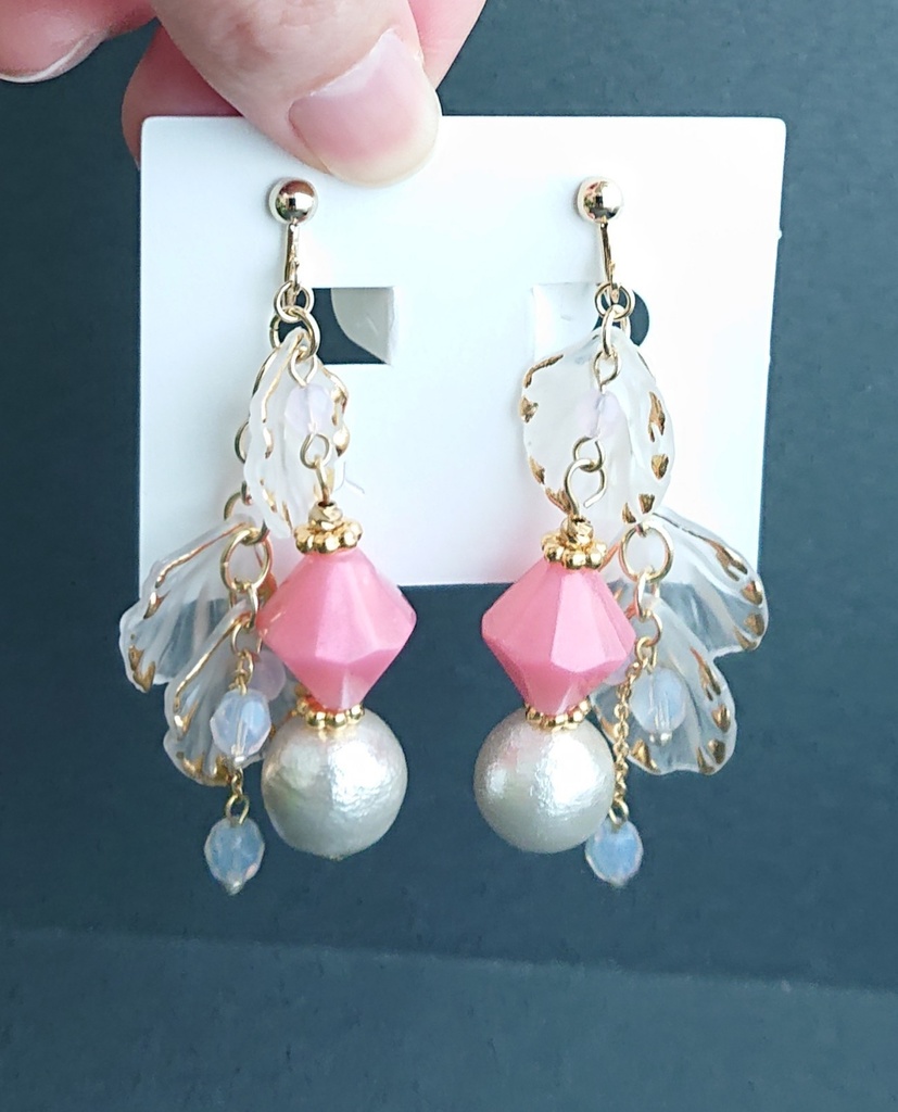 北谷菜切イメージ耳飾り