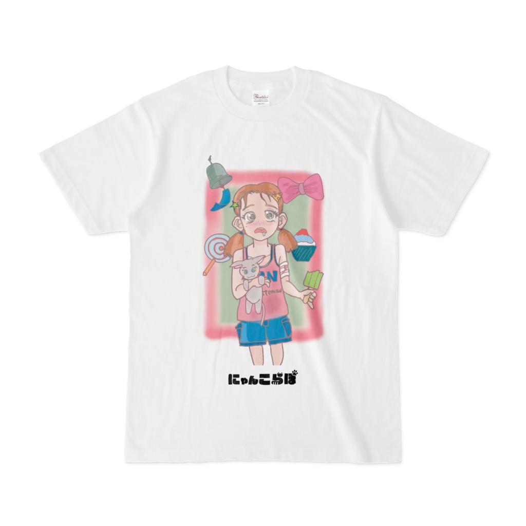 ねこ抱いてるアイス食べる子 Tシャツ