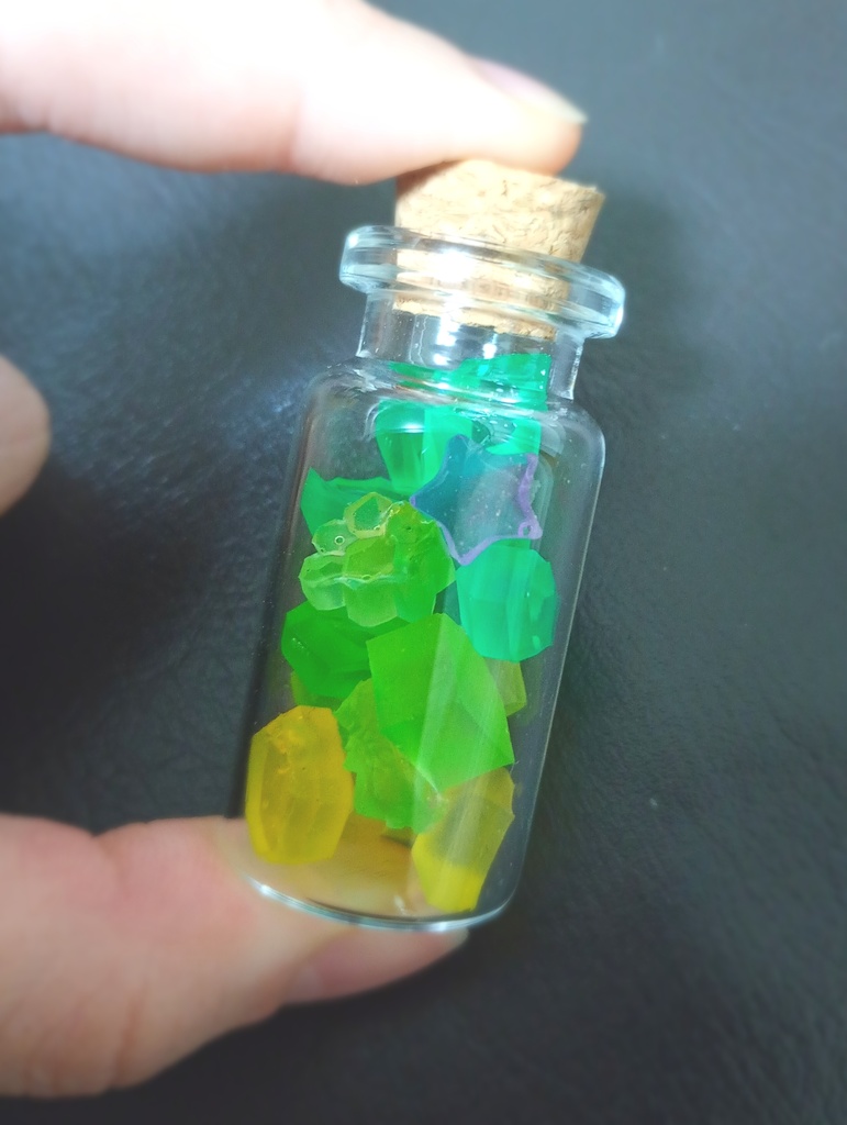 古明地こいしイメージ 宝石瓶