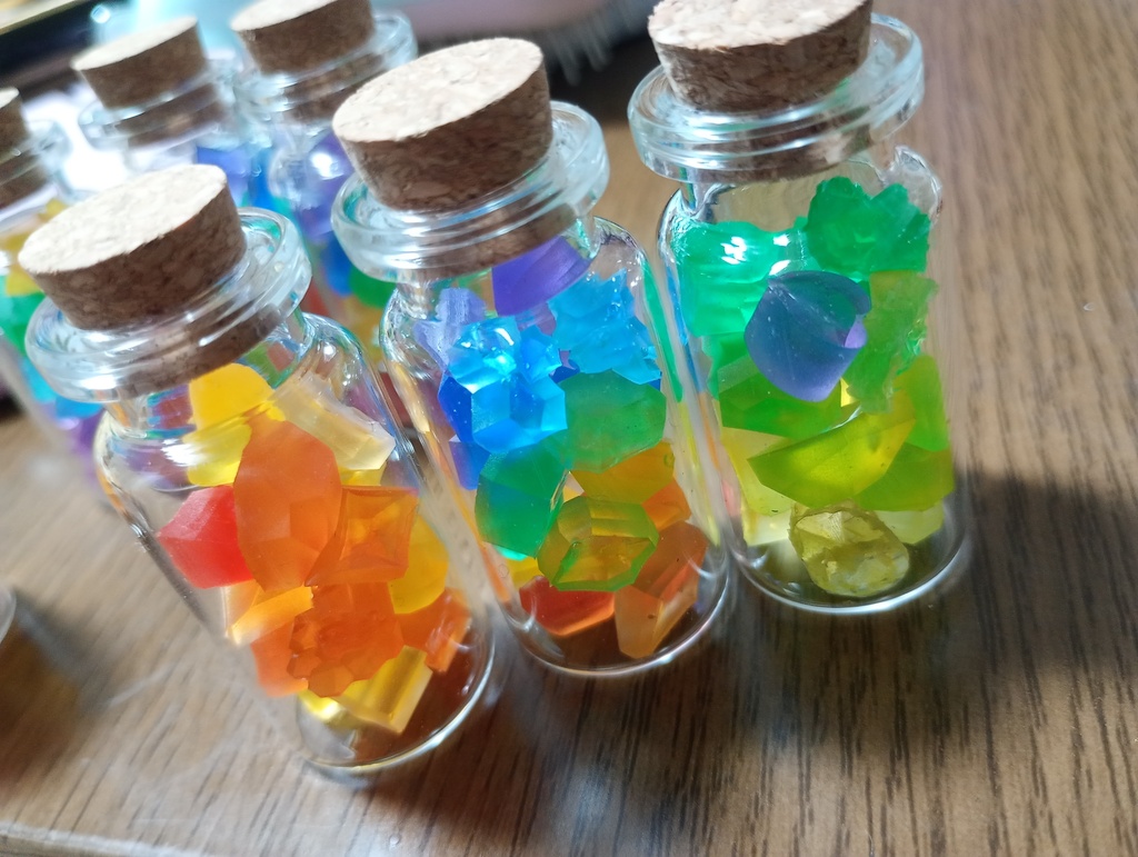 古明地こいしイメージ 宝石瓶