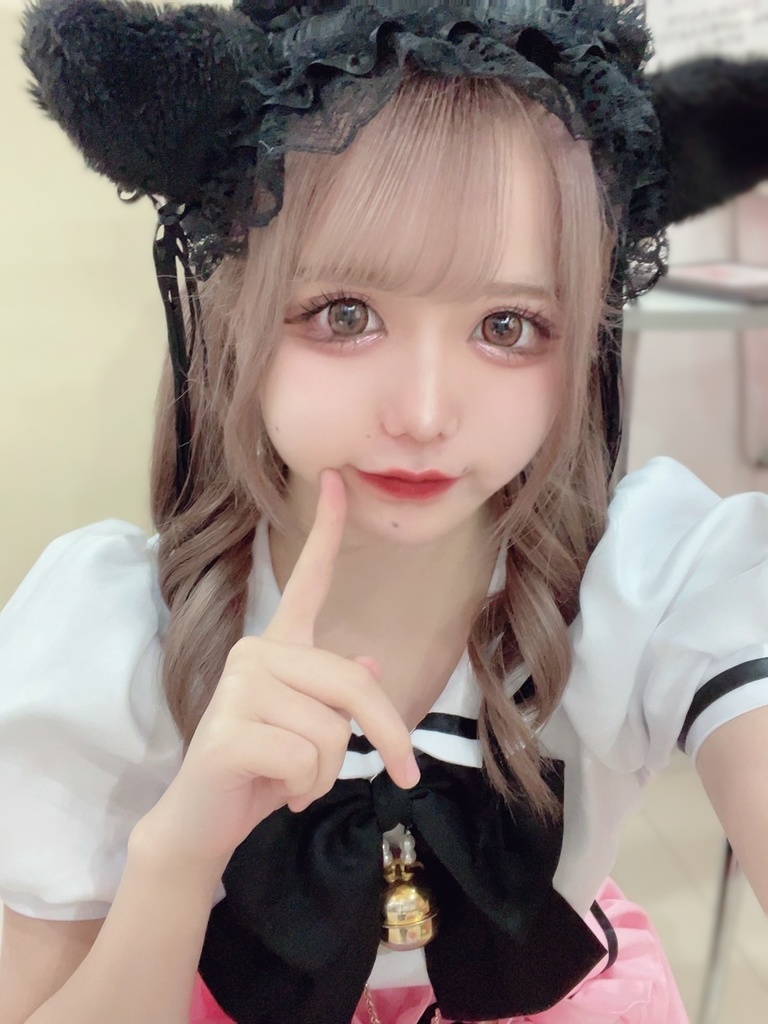 メイドカフェ　にゃんぽんたん　めり