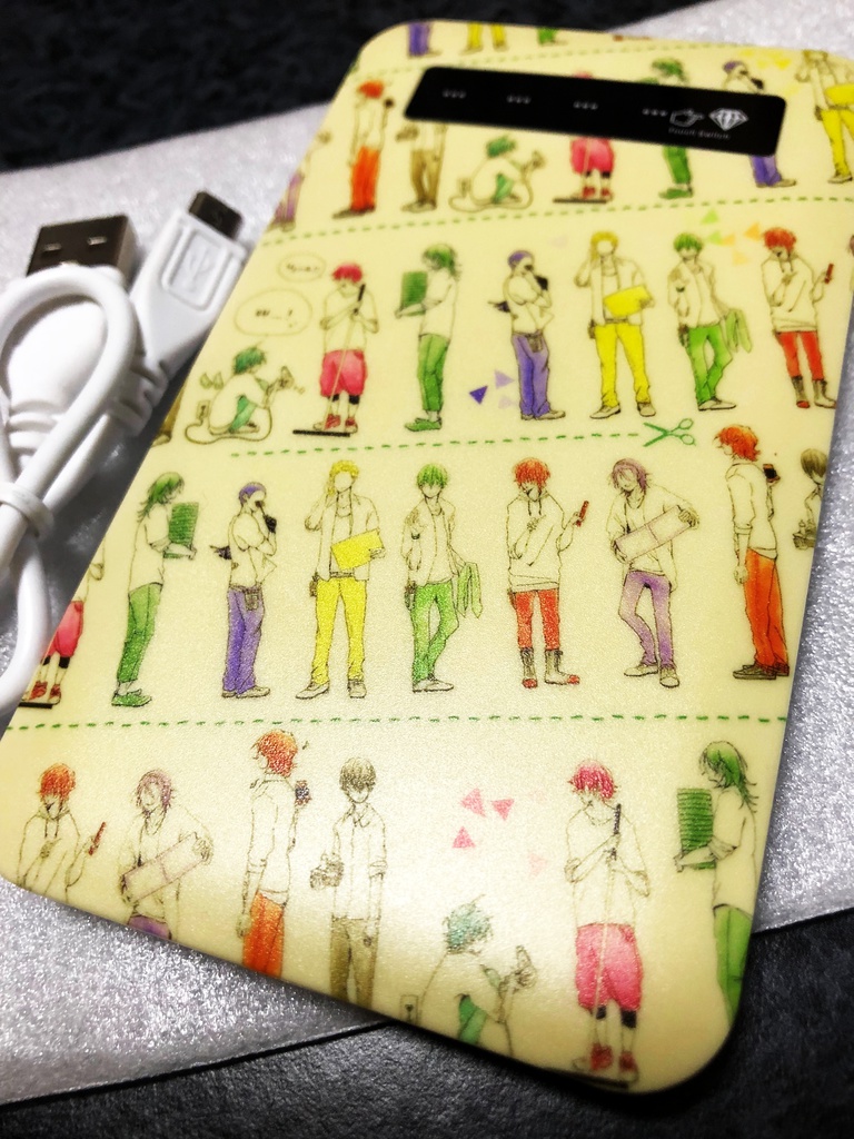 NEW箱学美容師パロ モバイルバッテリー