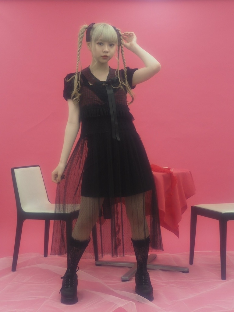 キャミワンピ:後ろまで守ってね