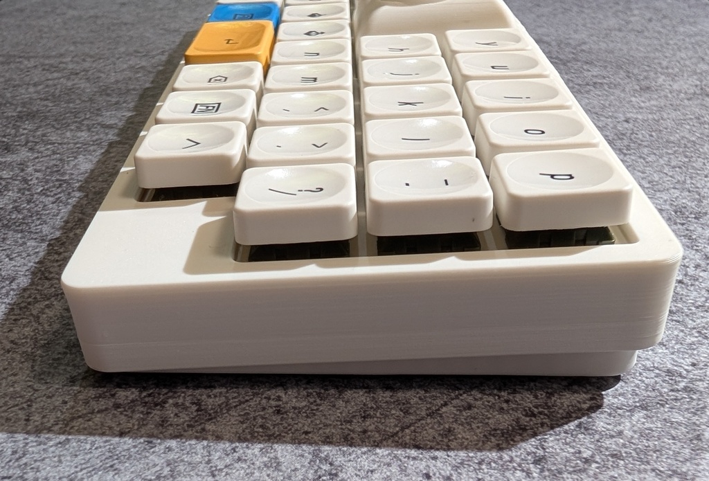 meteorite40 ロープロファイル トラックボール/無線対応 40%キーボード