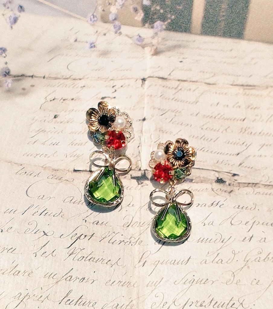 芳香*忍ばせたフレグランスイメージアクセサリー