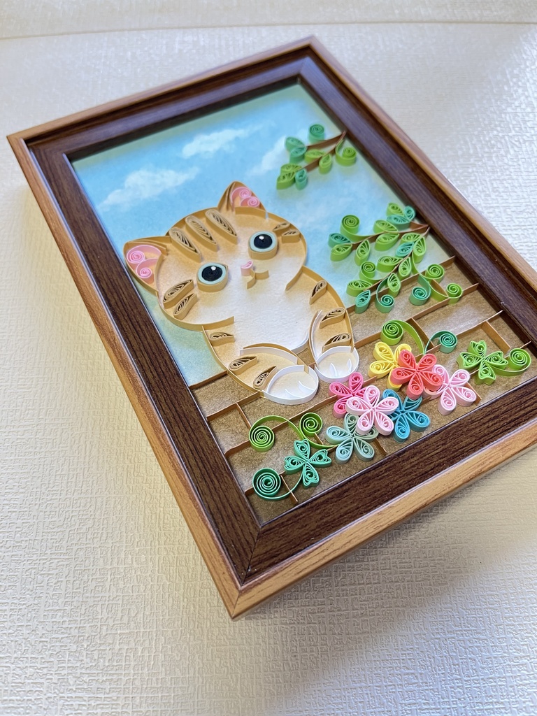 ペーパークイリング アート 塀からひょこっと身を乗り出す猫